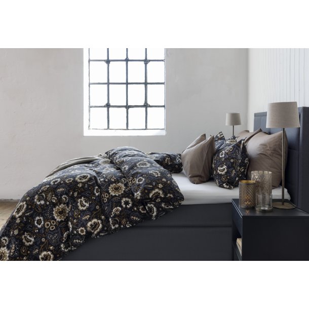 Livia Senges�t AW25