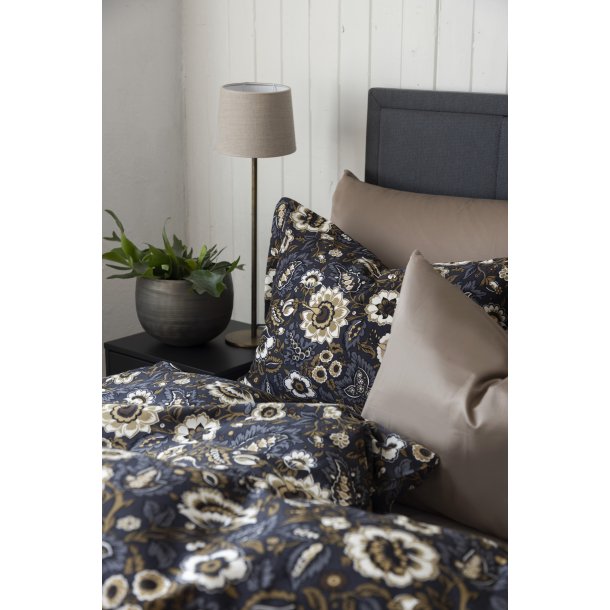 Livia Senges�t AW25